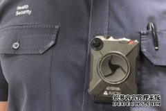 昆州一医院为员工引入随身佩戴的相机