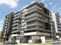 Arncliff/Wolli Creek $570/周 新朝北2房1书房2卫1车库精