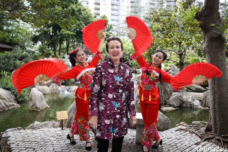 CoS LM Clover Moore launches Sydney Lunar Festival @ Chinese Garden of Friendship Photo credit Renee Nowytarger City of Sydney.jpg,0