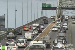 奥克兰北岸大桥发生车祸，南向交通拥堵！