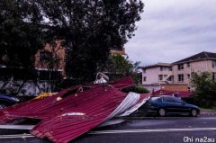 暴雨造成悉尼北岸上千个家庭停电! 风速达130km