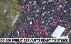 刚刚，新州公共服务行业举行大规模罢工，3万人上街游行