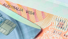 104名华人联名请愿！澳洲近100万签证申请积压，最长等3年，PR拒签率大涨，申请人直言：看不到希望