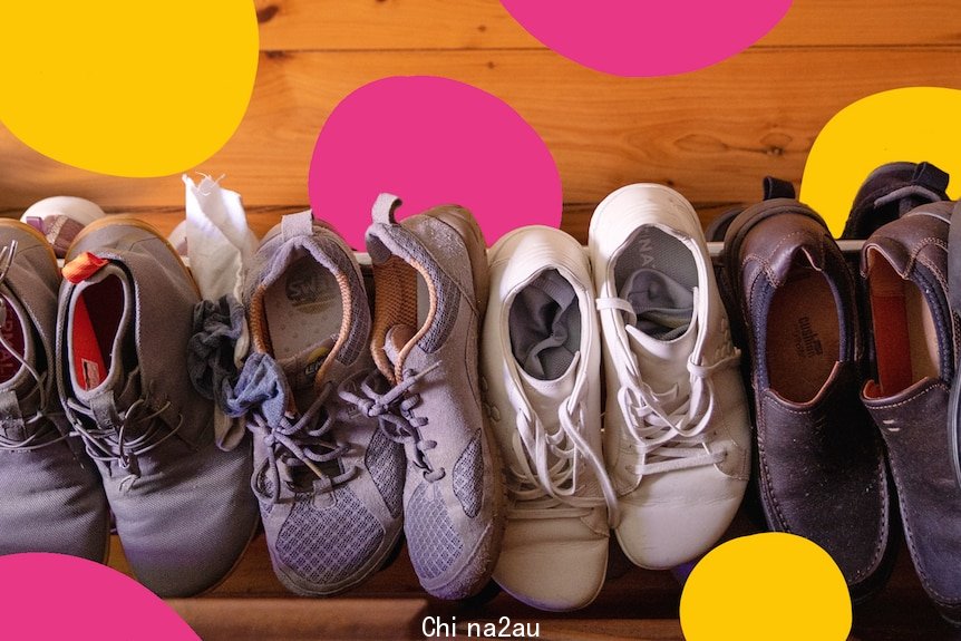 An overhead shot of a row of shoes.