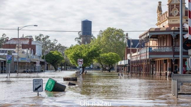 Evacuation orders have been issued for areas across northwest Victoria as residents are warned waters may not recede for up to a week. Picture: Jason Edwards