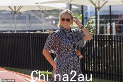 Zara 和 Mike Tindall 的澳大利亚皇室访问：这对夫妇参加 VALO 阿德莱德 500 赛车活动