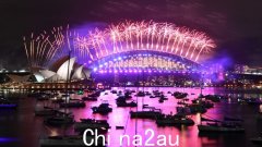 欢迎来到 2023 年：澳大利亚跨年烟花活动（视频/照片）