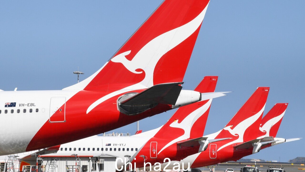 Qantas被评为上个财政年度投诉最多的航空公司” /><p>“除了调整座位外，似乎无缘无故地升级了。乔丹·文迪 (Jordan Vendy) 告诉今日秀，我认为这件小事完全被夸大了。</p><p>然而，捷星航空声称这名男子在“辱骂”，机组人员向法新社求助。</p><p> p><p>“出于航空法规的安全原因，乘客在起飞和降落时必须留在分配的座位上，并始终遵守机组人员的指示，”一位发言人在一份声明中说。</p><p >“法新社将两名乘客从飞机上带走，其中一名后来被捕。在检查了机上其余乘客和机组人员的情况后，该航班在原定起飞时间大约一小时后离开珀斯。”</p><p>Malou 先生的指控最高可判处七年监禁。</p > <BR>
澳洲中文论坛热点 <BR>
<div class=