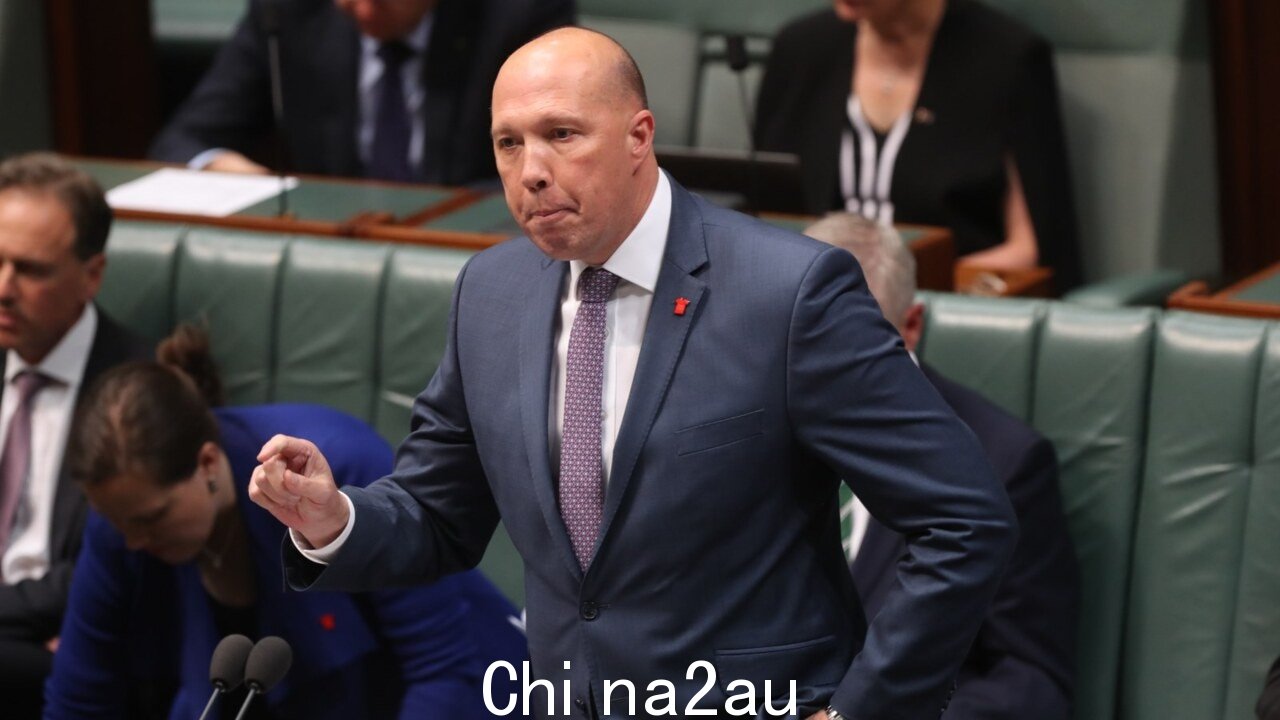 'Not both together': Dutton 承诺支持Voice 的某些但不是全部方面” /><p>澳大利亚天空新闻的政治编辑安德鲁·克伦内尔 (Andrew Clennell) 透露，自由党将支持立法以举行定于 2023 年底举行的公投。</p><p>先生Clennell 说，有五名自由党议员反对该党的正式立场，有 10 名议员表示赞成，还有两名仍然“持观望态度”。</p><p>他补充说，一些议员认为反对声音是一种“冒险的策略” 