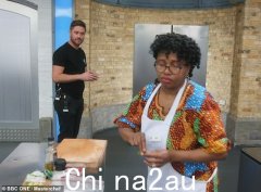 “咄咄逼人”的 MasterChef UK 楼层经理激怒了观众