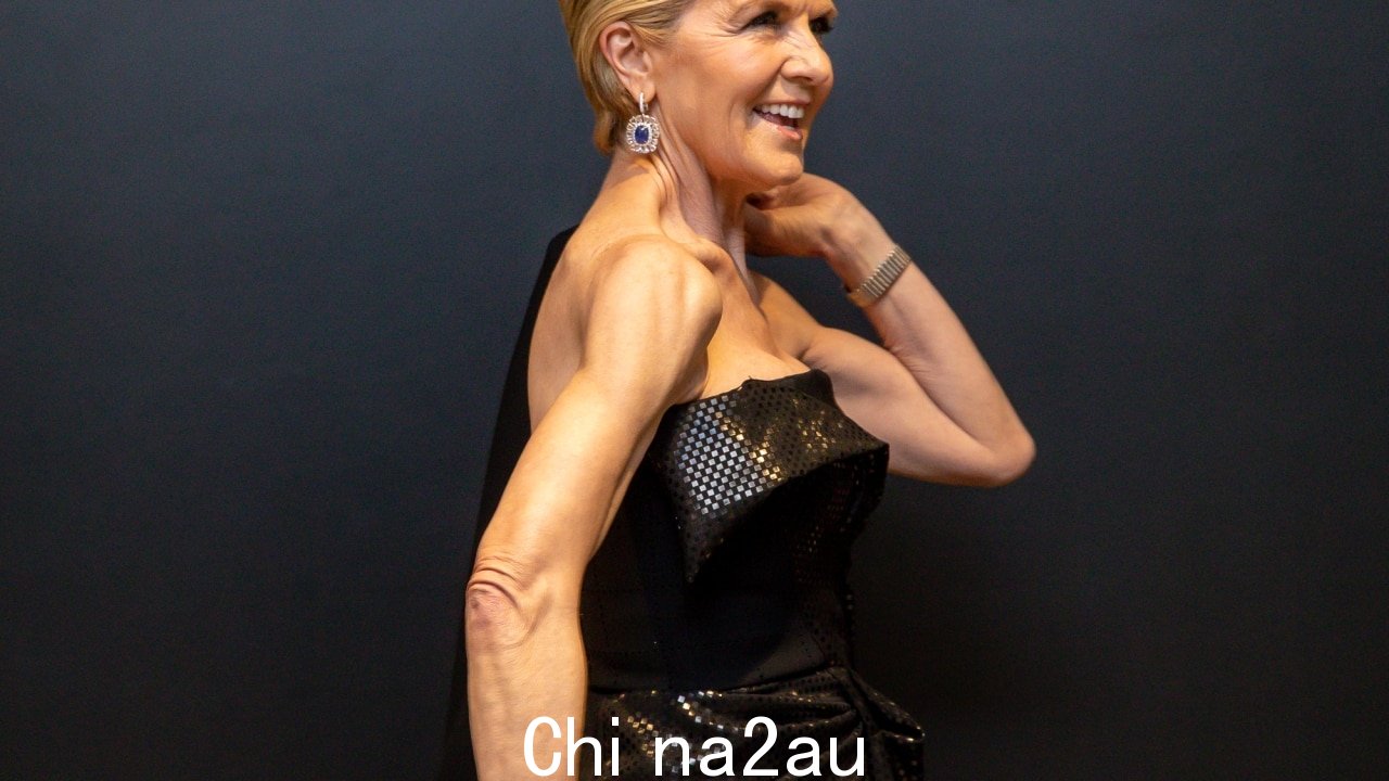 Julie Bishop 正在拥抱她作为时尚影响者的职业生涯。图片：Sam Tabone/WireImage