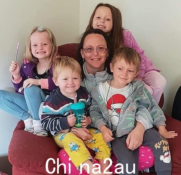 Charmaine McLeod 和她的四个孩子，6 岁的 Aaleyn、5 岁的 Matilda、4 岁的 Wyatt 和 2 岁的 Zaidok，在 2019 年与一辆卡车正面相撞时丧生