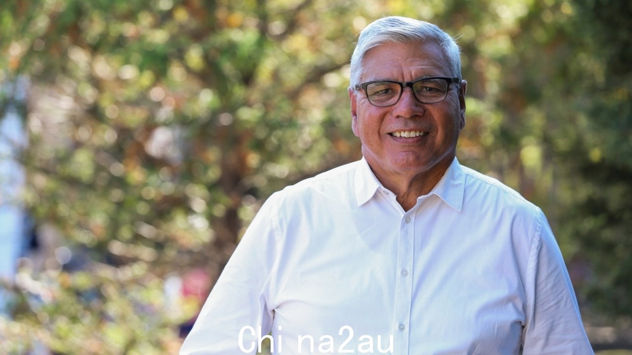 Warren Mundine 更改旅行计划在澳洲航空对 Voice 的立场之后” fetchpriority=