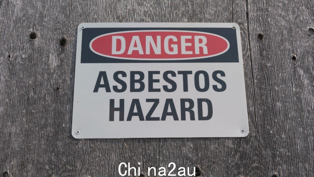 还有六个网站测试呈阳性for Asbestos