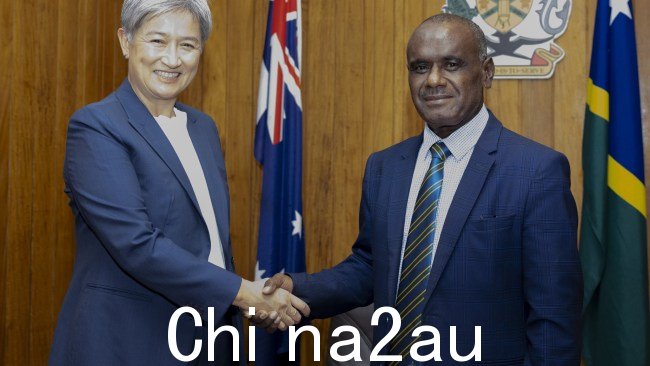 Penny Wong 本月早些时候在所罗门群岛会见了 Jeremiah Manele。图片：X/Senator Penny Wong