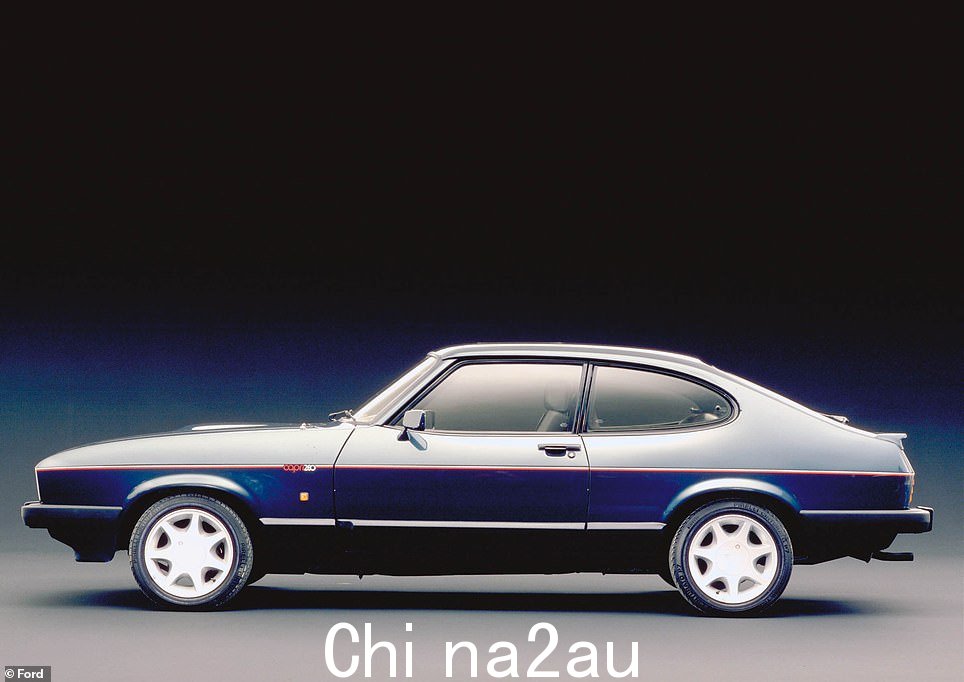 与 Mk3 Capri 并排（如图），可以清楚地看到福特设计团队面临着重新构想旧车型的不可能完成的任务