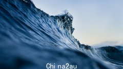 预计西​​部和南澳将有倾盆大雨，墨尔本陷入冰冷，危险的海浪冲击新南威尔士州海岸