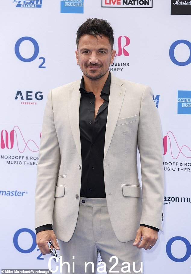 Peter Andre 受到父母婚姻的“启发”，在结婚 69 周年纪念日时，他在社交媒体上发布了一条甜蜜的帖子