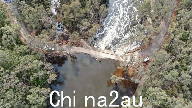 搜索集中在 Dwellingup 以南约 10 公里处的 Nanga Brook 地区。图片：西澳警察