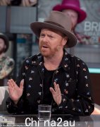 利·弗朗西斯 (Leigh Francis) 终于揭晓了激发他喜剧另一个自我基思·莱蒙 (Keith Lemon) 灵感的真人——让《早安英国》主持人大吃一惊