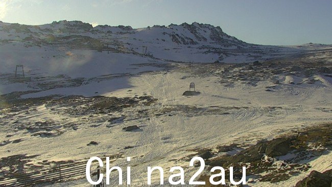 周日下午的科修斯科山步行道。图片：Thredbo live cam