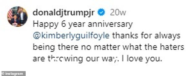 这次亲密郊游是在小唐 (Don Jr.) 在 5 月份庆祝结婚六周年的 Instagram 帖子中对未婚妻金伯利·吉尔福伊尔 (Kimberly Guilfoyle) 滔滔不绝的几个月后发生的。