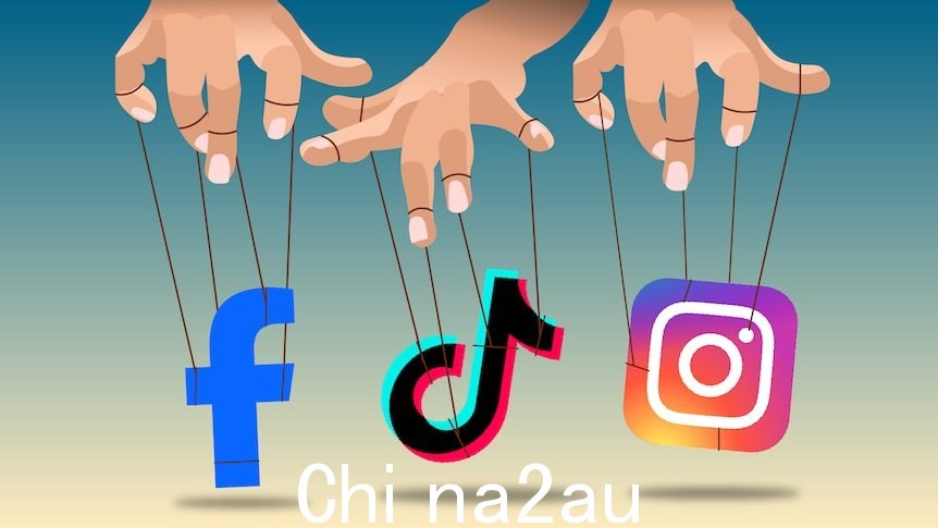 该图显示木偶操纵者控制 Facebook、TikTok 和 Instagram 的图标。