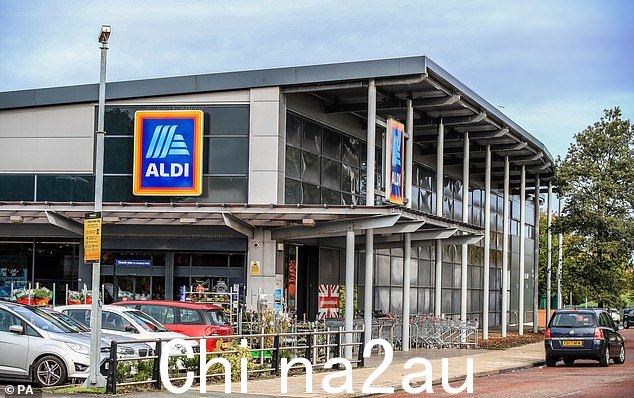 Aldi 价格匹配产品中主要成分比例差异最大的是鸡块、鸡肉基辅和辣椒肉酱