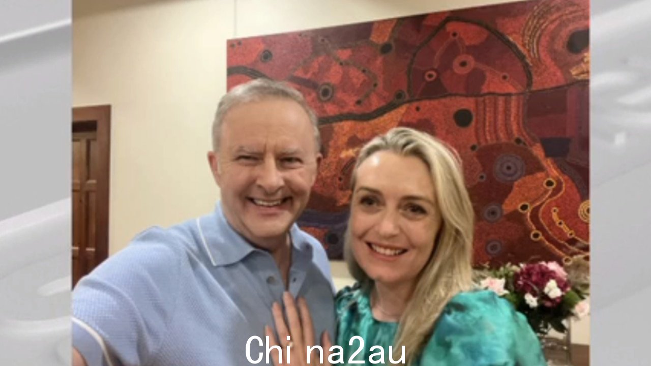 '她说是' ：安东尼·阿尔巴内塞 (Anthony Albanese) 订婚了” fetchpriority=