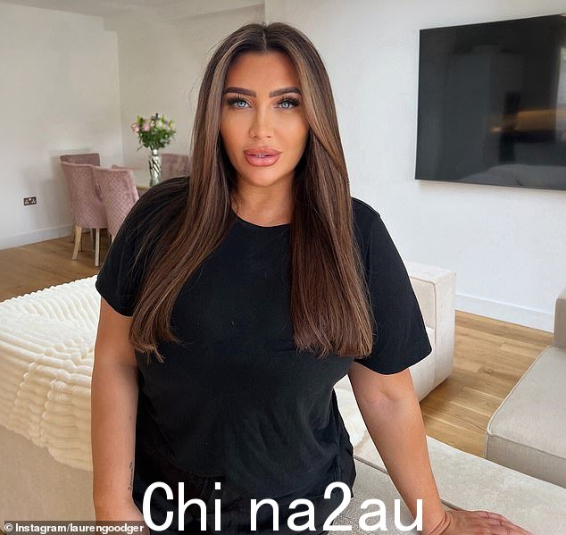 劳伦·古杰 (Lauren Goodger) 在一次令人心碎的采访中首次公开了在她的第二个孩子洛雷娜 (Lorena) 死产后医生告诉她的情况（最近拍摄）