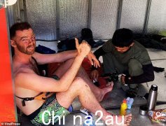 爱尔兰游客从印度尼西亚火山 650 英尺处坠落，幸存，只受轻伤，然后向救援人员庄严发誓