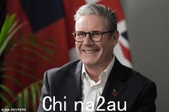 基尔·斯塔默（Keir Starmer）被指控在工党宣言中向英国人“直接撒谎”，此前他警告股东、房东和储户，他们不被视为“劳动人民”，并将在下周的“税收