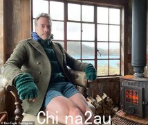 50 岁的本·福格尔 (Ben Fogle) 表达了自己对“短裤”的热爱，他肌肉发达的大腿的“口渴陷阱”让粉丝们疯狂