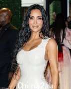 金·卡戴珊 (Kim Kardashian) 分享“关于母亲的悲伤部分”的感人名言