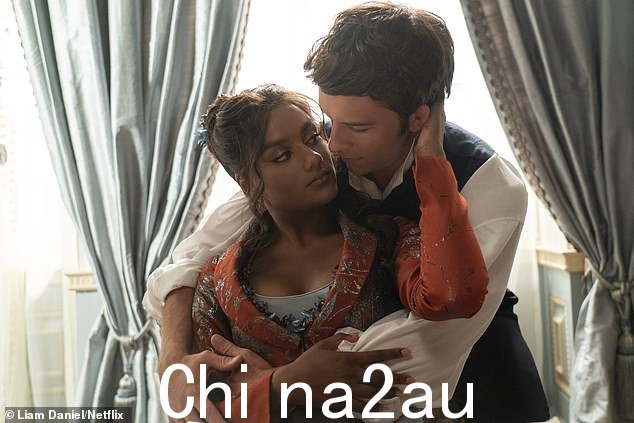 36 岁的乔纳森·贝利 (Jonathan Bailey) 透露，在与西蒙·阿什利 (Simone Ashley) 一起在 Netflix 热门剧《布里奇顿》中扮演异性恋角色后，他非常清楚自己的性取向（如图）