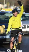 帕迪·麦吉尼斯 (Paddy McGuinness) 向网站发出警告，称他在价值 900 万英镑的 Children in Need 自行车骑行活动中途经米其林星级餐厅