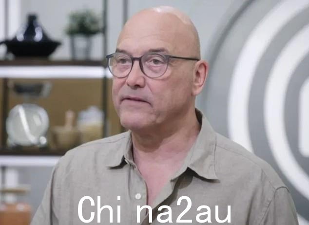 Gregg Wallace，60 岁，在近 20 年后不再主持《厨艺大师》，同时对他 17 年来对工作人员和名人嘉宾发表不当言论的指控进行了调查