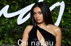 Charli XCX 错过了 2024 年 Spotify Wrapped 排行榜前 10 名，尽管这位明星被泰勒·斯威夫特 (Taylor Swift)、The Weeknd 和 Billie Eilish 击败，尽管取得了巨大的成功