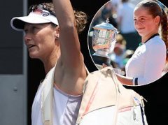 萨姆·斯托瑟 (Sam Stosur) 在 2024 年纽科姆奖章上与女友莉兹·阿斯特林 (Liz Asdling) 秀恩爱